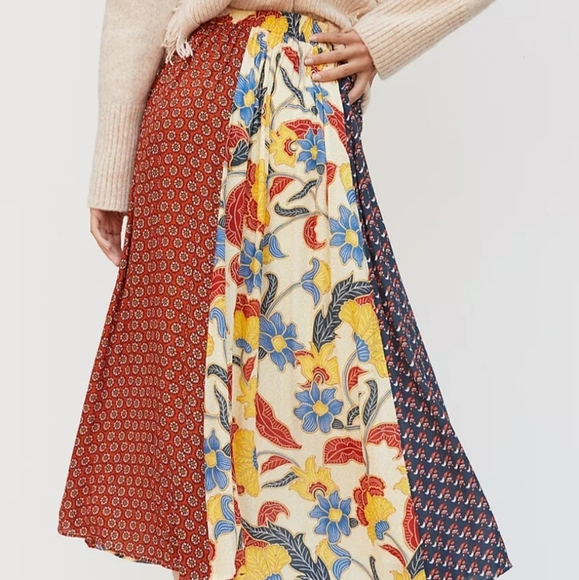 Anthropologie Beautiful Skirt. NWT. Sz. Large. - Picture 2 of 7